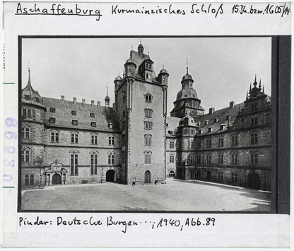 Vorschaubild Aschaffenburg: Schloss, Hofansicht 